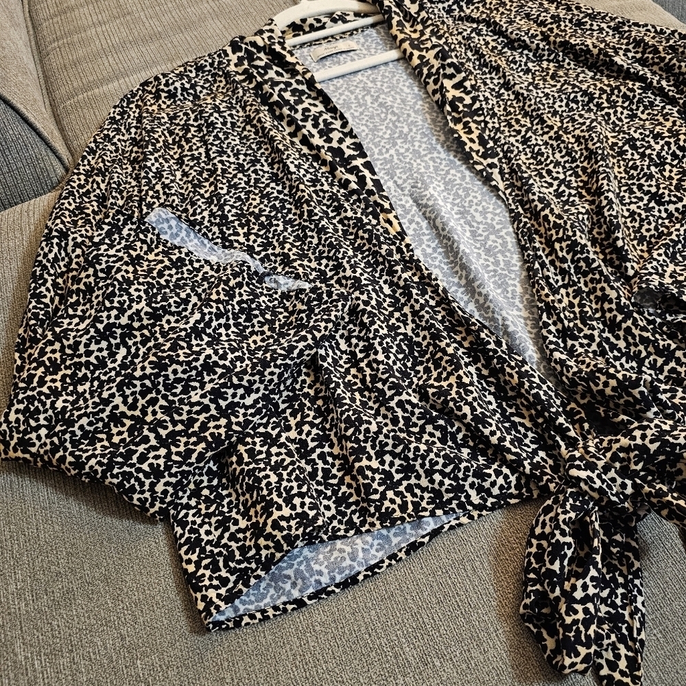 Maaji Black Cream Animal Print Casual Bell Sleeve Boho Casual Cardigan Large - Picture 3 of 9